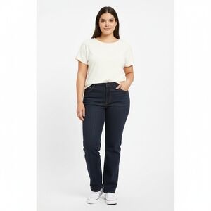 Basic Editions Classic Fit Dark Wash Stretch Jeans Size 18 Average